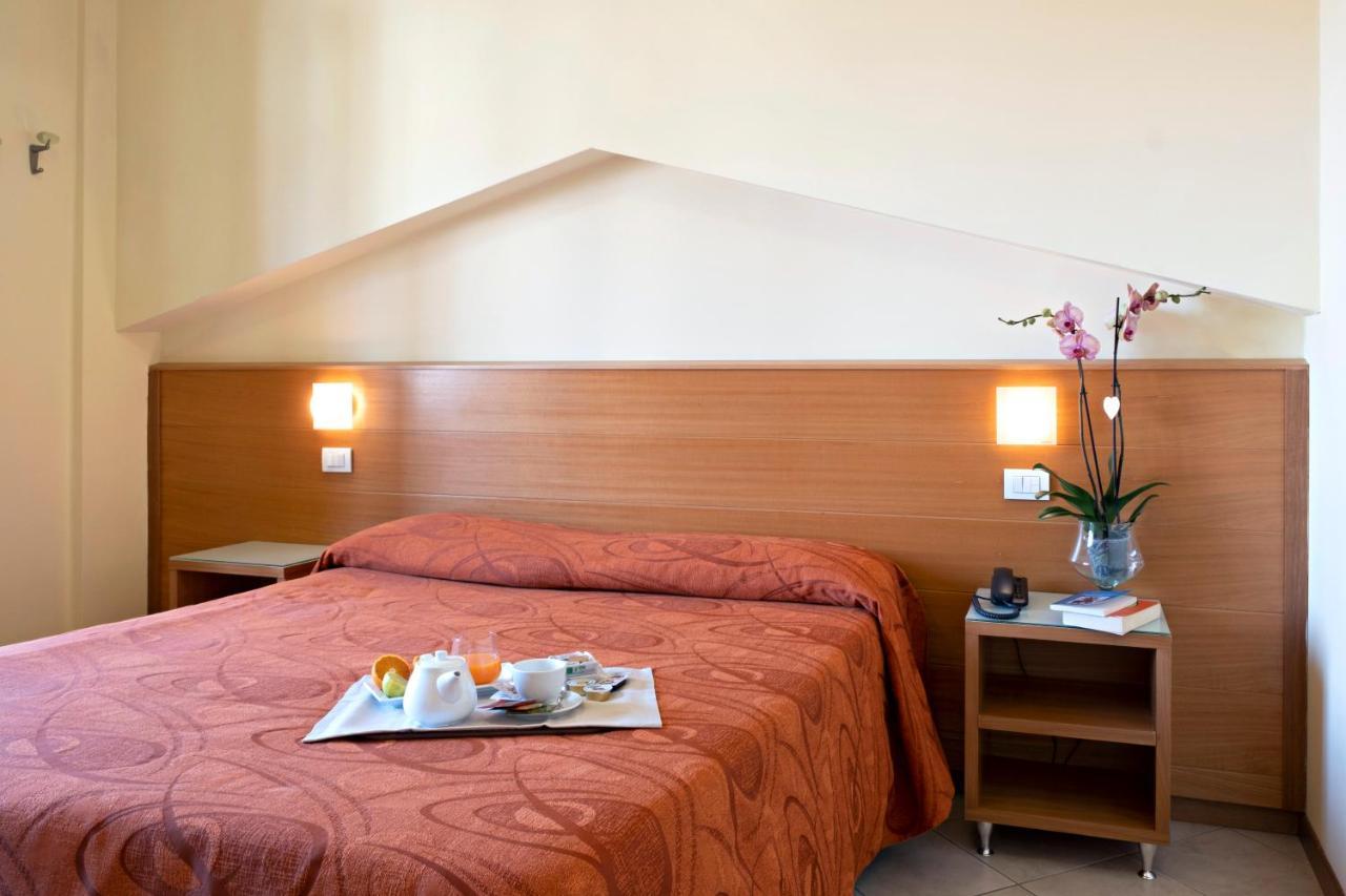 Hotel Mirage Viareggio Eksteriør bilde